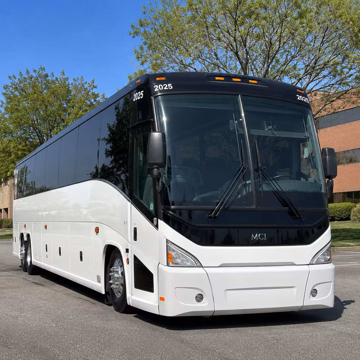 airport transfer buses to fresno yosemite international airport fat