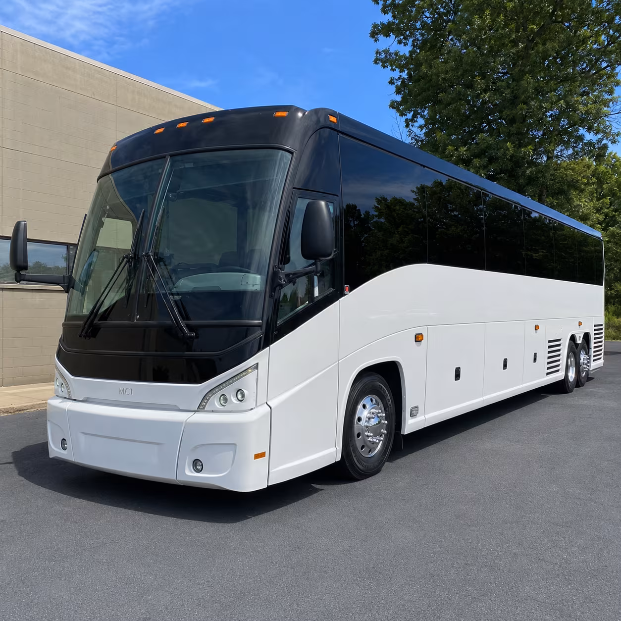 bus rentals for fresno retreats to sierra nevada camps and conference centers