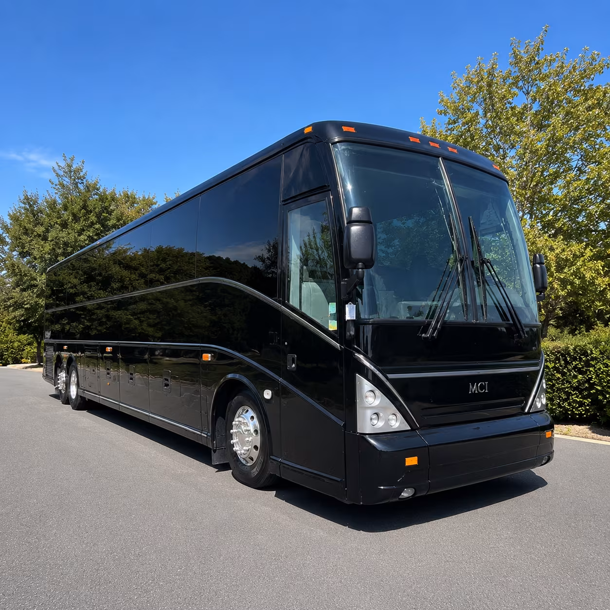 buses for fresno art museum and discovery center field trips